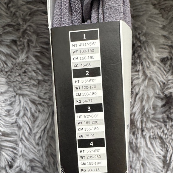 NWT! HUE Women's Ribbed Gray and Houndstooth Tights - Gray and Black - Picture 6 of 9
